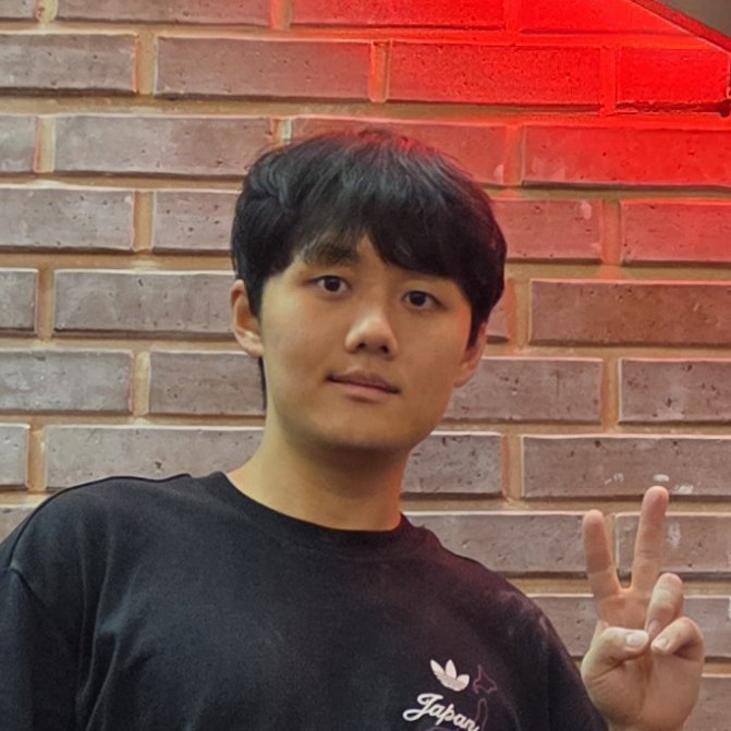 Kang Un Lee